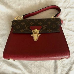 Woman's Purse